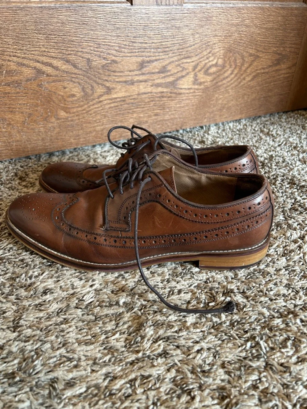 Johnston & Murphy Men’s Conard Wingtip Mahogany Italian Calfskin Oxford Brogue